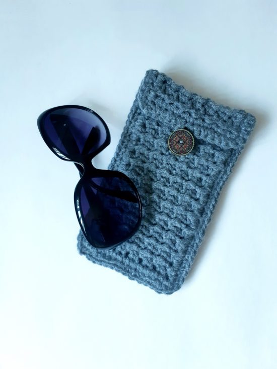 crochet glasses case
