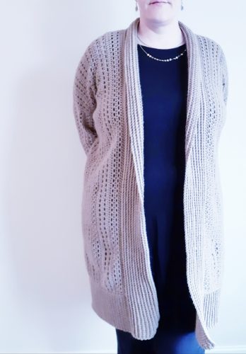 OVERSIZED CROCHET CARDI - Free Pattern ⋆ lulostitchco.com