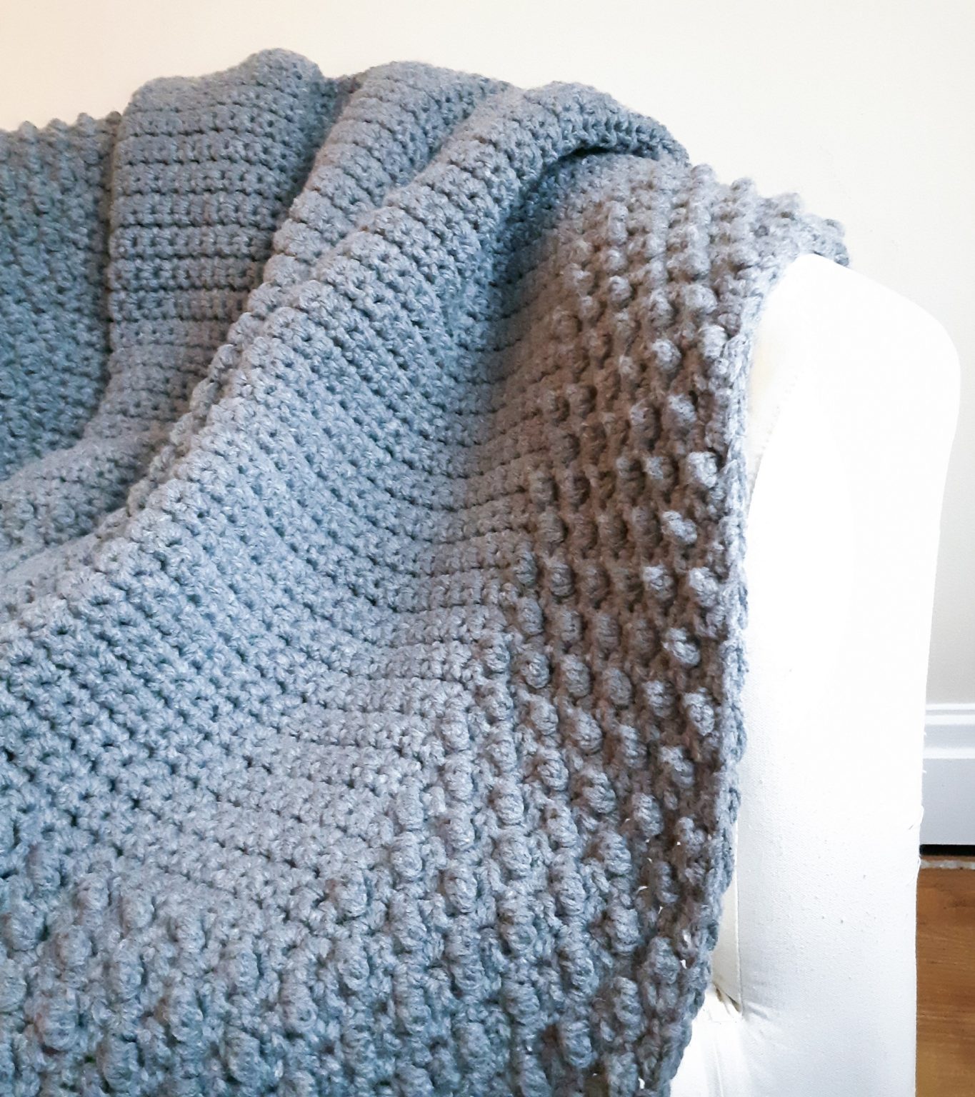 "FAITH" CHUNKY CROCHET BLANKET Free Pattern ⋆