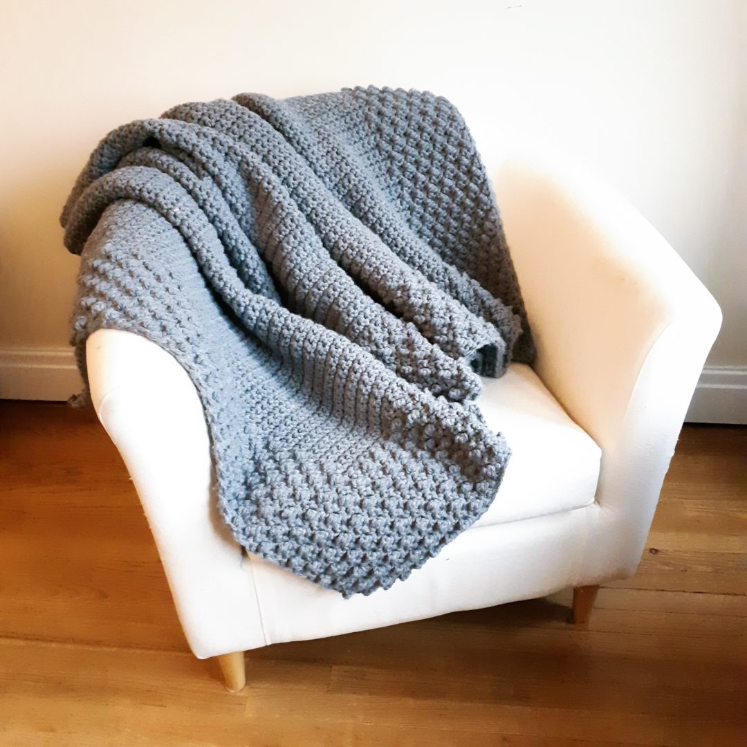 "FAITH" CHUNKY CROCHET BLANKET Free Pattern ⋆