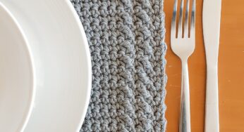 MODERN CROCHET PLACEMAT – Free Pattern