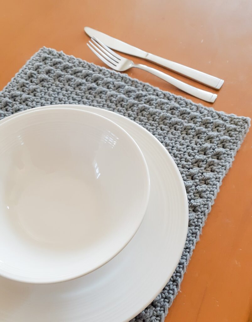 crochet place setting