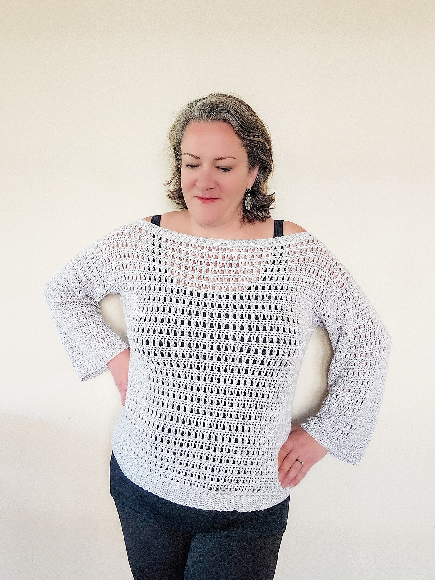OFF THE SHOULDER CROCHET SWEATER - Free Pattern ⋆ lulostitchco.com